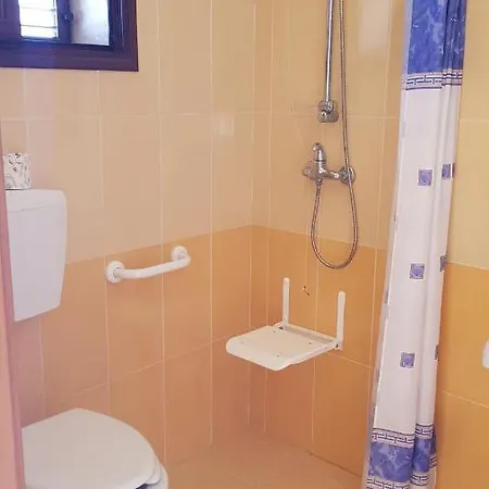 Costa Blu מלון 3*