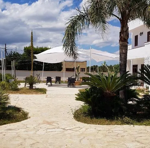 Costa Blu מלון 3*