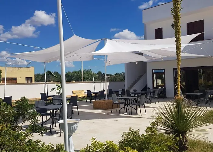 Costa Blu מלון 3*